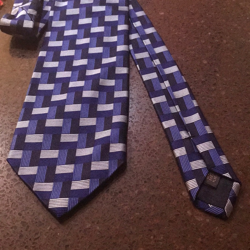 Echo neck tie😊